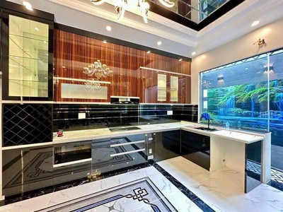 Bán nhà 5 tầng có thang máy 64m độc lập giá 9ty2 tuyến đường lê hồng phong hải an 2