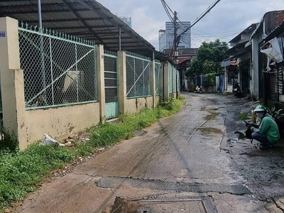  gấp bán dãy trọ thu nhập 70tr/tháng , hxh , 345m2, ngang khủng 17m, linh xuân , thủ đức 0
