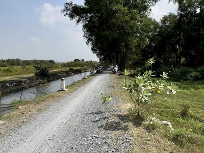 Ngợp đất ful thổ cư mặt tiền kênh kế bên vành đai 3 hóc môn 50x26 chỉ 26 tỷ 3