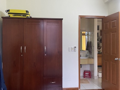 Cần cho thuê căn hộ Thuận Việt, 319 Lý Thường Kiệt, Phường 15, Q.11 :  - Diện tích 70m2, 2 phòng ngủ 1