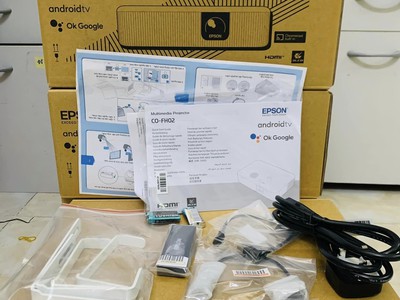 Máy chiếu Epson CO-FH02 1