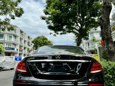 Chính chủ bán xe Mercedes e250 đời 2018 6