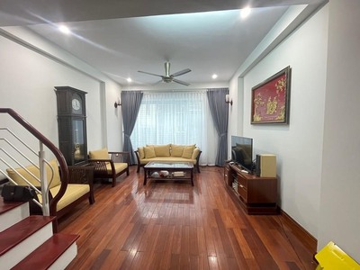 Nhà đẹp kim giang 42m2 thiết kế 4 tầng 3 ngủ 50 m ra đường oto tránh 1