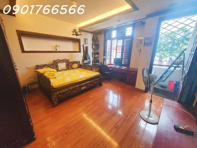 Cho Thuê Xe 7 Chỗ Giá Rẻ 422