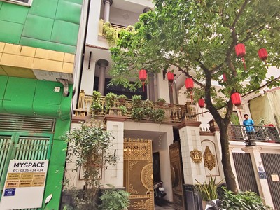 Cho Thuê Xe 7 Chỗ Giá Rẻ 418