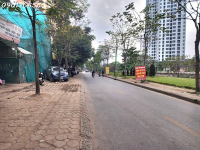 Cho Thuê Xe 7 Chỗ Giá Rẻ 402