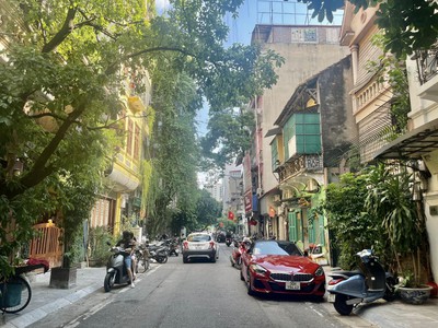 Cho Thuê Xe 7 Chỗ Giá Rẻ 353