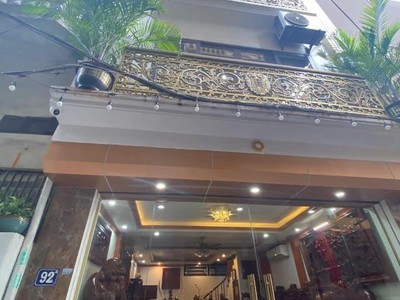 Cho Thuê Xe 7 Chỗ Giá Rẻ 403