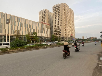 Cho Thuê Xe 7 Chỗ Giá Rẻ 246