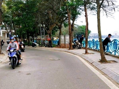 Cho Thuê Xe 7 Chỗ Giá Rẻ 448