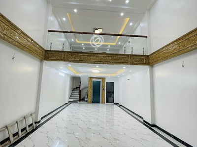 Cho Thuê Xe 7 Chỗ Giá Rẻ 383