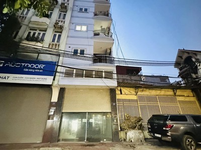 Cho Thuê Xe 7 Chỗ Giá Rẻ 472