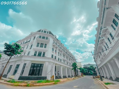 Cho Thuê Xe 7 Chỗ Giá Rẻ 303