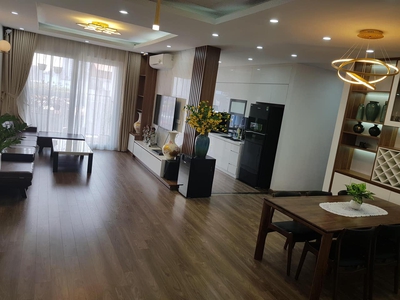 Cho Thuê Xe 7 Chỗ Giá Rẻ 566