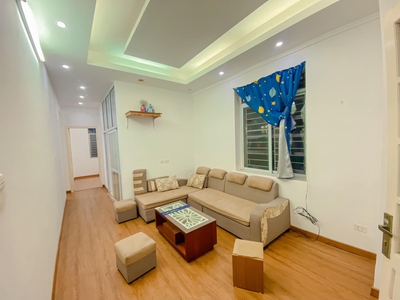 Cho Thuê Xe 7 Chỗ Giá Rẻ 511