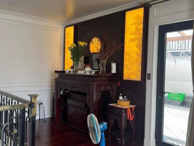 Cho Thuê Xe 7 Chỗ Giá Rẻ 195