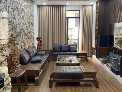 Cho Thuê Xe 7 Chỗ Giá Rẻ 376