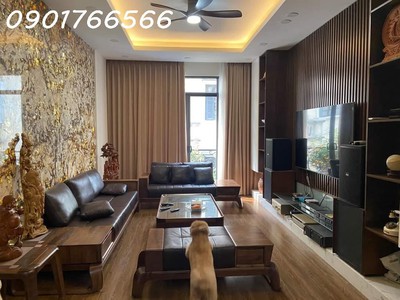 Cho Thuê Xe 7 Chỗ Giá Rẻ 379