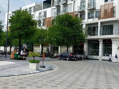 Cho Thuê Xe 7 Chỗ Giá Rẻ 304