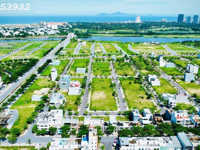 Cho Thuê Xe 7 Chỗ Giá Rẻ 698
