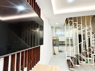 Bình thạnh lê quang định - 44m2 - lô góc 2 mặt hẻm 6m - ô tô 7 chỗ ngủ trong nhà - đẹp 3 tầng - sổ 3