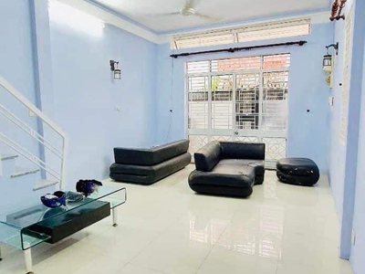 Cho Thuê Xe 7 Chỗ Giá Rẻ 727