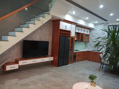 Cho Thuê Xe 7 Chỗ Giá Rẻ 573