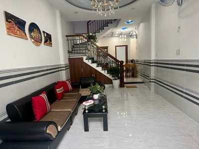 Cho Thuê Xe 7 Chỗ Giá Rẻ 791