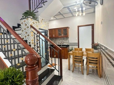 Cho Thuê Xe 7 Chỗ Giá Rẻ 789