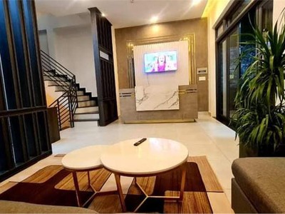 Bán khách sạn p4 đà lạt rộng 250 m2 có 9 phòng kinh doanh 1