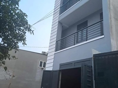 Chính chủ bán gấp nhà chdv 20 phòng  q12, 3 tầng,  xe tải đậu cửa, dt khủng: 258m2, shr, giá: 5 tỷ 0