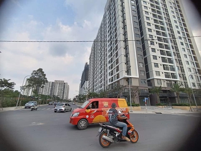 Chính chủ bán gấp nhà chdv 20 phòng  q12, 3 tầng,  xe tải đậu cửa, dt khủng: 258m2, shr, giá: 5 tỷ 2