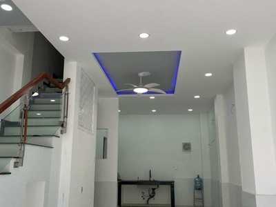 Cho Thuê Xe 7 Chỗ Giá Rẻ 765