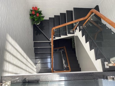 Chính chủ cần  bán gấp căn nhà 1 trệt 2 lầu tại hẻm 113 đường trần văn khéo vào 60m 4