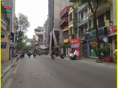 Cho Thuê Xe 7 Chỗ Giá Rẻ 687