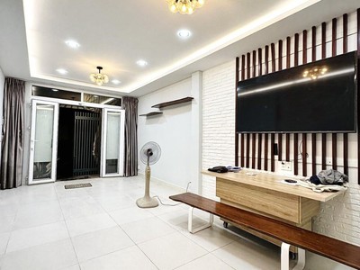 Bình thạnh lê quang định - 44m2 - lô góc 2 mặt hẻm 6m - ô tô 7 chỗ ngủ trong nhà - đẹp 3 tầng - sổ 2