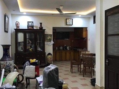 Cho Thuê Xe 7 Chỗ Giá Rẻ 621