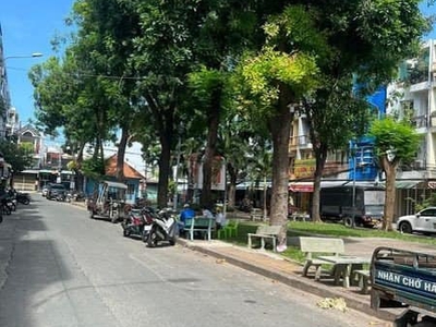 Cho Thuê Xe 7 Chỗ Giá Rẻ 837