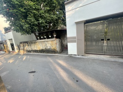 Siêu hiếm 75m2 đất thị trấn đông anh mt 5m đường trải nhựa giá 37tr/1m2 0