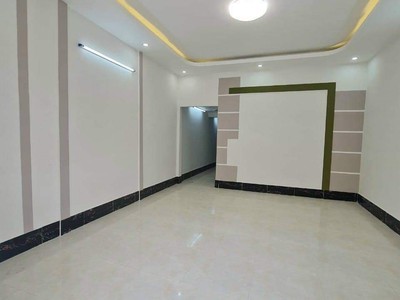 Chủ cần cho thuê nhà 4,5 triệu gần chợ cầu ván cách lộ 4 căn nhà 2