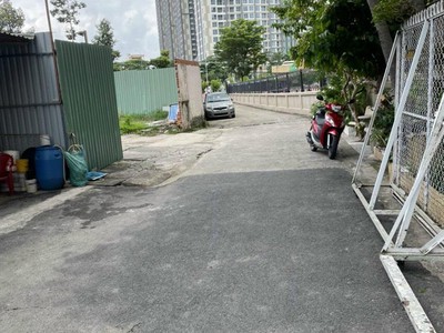 Bán gấp lô đất mt nguyễn hữu cảnh xây 7 tầng 1