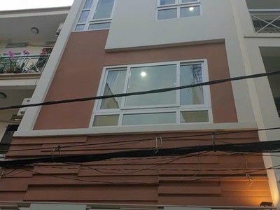 Quận 5-ngả 4 trần hưng đạo-trần bình trọng -50m ra mt-hẻm xe hơi thông-xíu 6tỷ 3