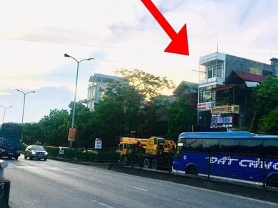 Cần bán nhà mặt tại phố bần yên nhân, tx mỹ hào, hưng yên, nhà 4 tầng 2 mặt đường, kinh doanh tốt 0