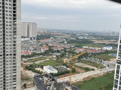 Bán studio, full nội thất, tầng trung, view nội khu, miễn phí dv 5 năm. giá 1.46 tỷ bao phí 4