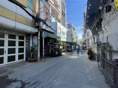 Bán nhà HXH , ngay mặt tiền Đinh Bộ Lĩnh, p15, Bình Thạnh. DT:6x13, 1tr4l, giá:12.9 tỷ 2