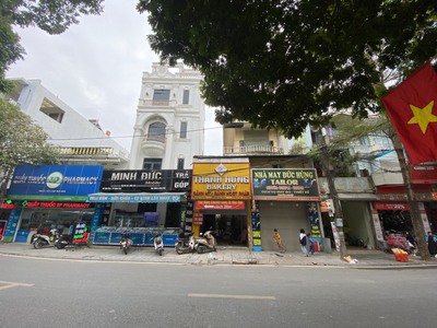 Chính chủ cho thuê mặt bằng kinh doanh mặt phố SỐ 09 HOÀ SƠN - TT CHÚC SƠN 0