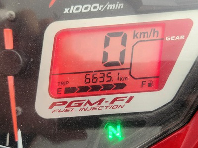 Hết chỗ để Cần bán HONDA WINNER màu đỏ đen, còn như mới. hai hai năm 0