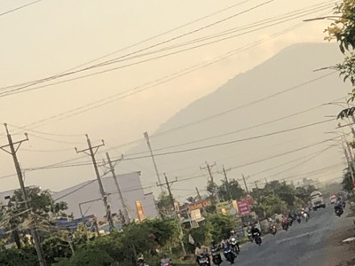Chính chủ cần sang nhượng lại mặt  bằng  kinh doanh 2 mặt tiền tl 766, xã đông hà, huyện đức linh, 0