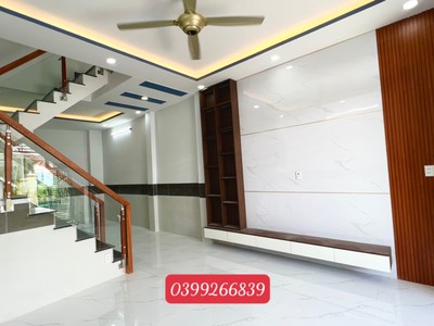 Bán Nhà Mới Đẹp Hẻm Xe Hơi NGay Chợ Thống Nhất Gần Vincom Dĩ An 1