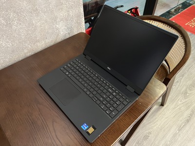 Dell Precision 7670 i7-12850HX Ram 32Gb SSD 1TB RTX A1000 16″ FHD  New FullBox - Laptop Minh Đạt 1